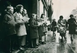 Pupils from Delaval Junior School, Scotswood sing carols for the shoppers in Grainger