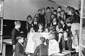 00863 Collection: Pupils at the newly opened Latchmere Road School, Kingston Upon Thames seen here having a