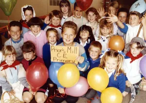 Pupils released over 400 balloons into the sky to celebrate the launch of their new