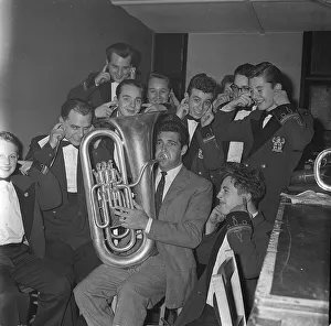 Q8696 Box 153 29 / 10 / 62 Singer Frankie Vaughan couldn