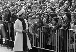 Visiting Prints: Queen Elizabeth II March 1973 Opens new London Bridge Here the Queen meets