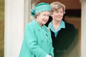 Germany Prints: Queen Elizabeth II pictured in Bonn during her state visit to Germany