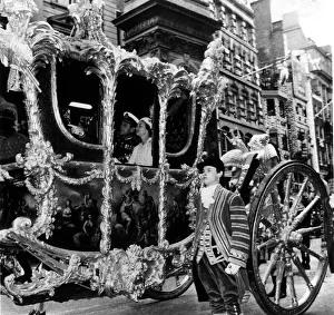 Historic Events Prints: Queen Elizabeth II and Prince Philip the Duke of Edinburgh on their way to St Pauls for a