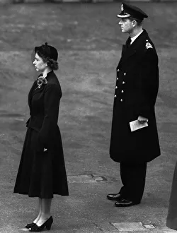 00476 Prints: Queen Elizabeth II and Prince Philip during the Service of Remembrance at the Cenotaph