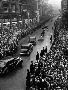 01046 Prints: Queen Elizabeth II and Prince Philip visiting Birmingham, West Midlands