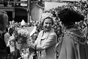 Lord Mayor Prints: Queen Elizabeth II visiting Birmingham during her Silver Jubilee tour. West Midlands