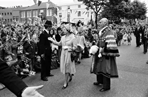 Anniversary Prints: Queen Elizabeth II visiting Dudley during her Silver Jubilee tour. West Midlands