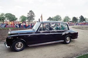 00756 Prints: Queen Elizabeth II visiting Middlesbrough to open Pallister Park. 18th May 1993