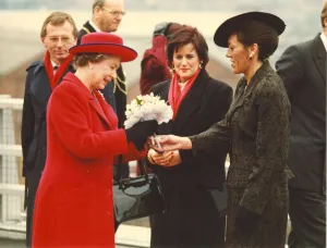 00090 Prints: Queen Elizabeth II visits the North East to officially open the Blaydon Bridge