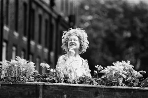 01384 Prints: Queen Elizabeth The Queen Mother celebrates her 80th birthday at Clarence House with