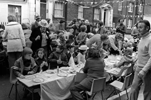 Queen Elizabeth Silver Jubilee Street Party Celebrations June 77 Silver Jubilee