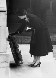 The Queen lays a wreath at The Cenotaph during the Remembrance Day ceremony at Whitehall
