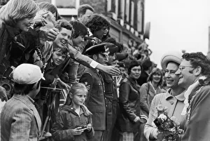 Cleveland Prints: The Queen and mayor of Stockton seen here meeting the crowds gathered to greet the Queen