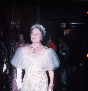 Glove Prints: Queen Mother arrives at Covent Garden for gala performance of Carmen July 1973