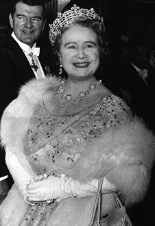 Glove Prints: Queen Mother at the of the Film Premier of Lord Jim with film star Jack Hawkins in