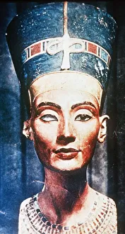 Queen Nefertiti MSI Egyptian sculpture. Circa 1970