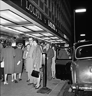Queue Prints: Queues outside the Columbia Cinema on Shaftesbury Avenue to see the film