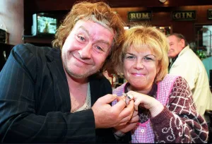 Rab C Nesbitt TV series August 1998 Elaine C Smith and Gregor Fisher as Rab