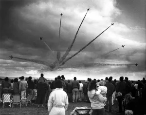 00384 Prints: The RAFs Red Arrows display team perform in their BAE Hawk aircraft