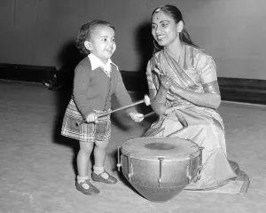 00351 Prints: Ram Gopals Indian dancers Musical Instrument Drum Clothing Sari Child