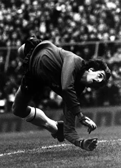Ray Clemence making a diving save during the Tottenham Hotspur v West Bromwich Albion