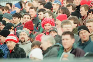 01031 Prints: Reading 0-3 Manchester United, FA Cup 4th Round match at Elm Park