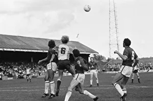 01017 Prints: Reading 1-0 Bolton, league division three match at Elm Park, Saturday 5th October 1985