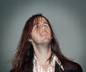 Reading 1992 revisited - 30th August 1992 - Nirvana headlining - Bassist Krist Noveselic