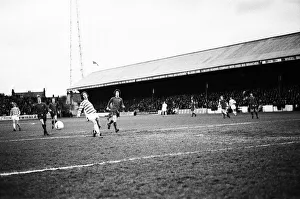 00910 Prints: Reading 5-0 Tranmere Rovers, League Division Four match at Elm Park