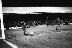 00910 Prints: Reading 5-0 Tranmere Rovers, League Division Four match at Elm Park