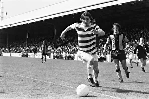 01436 Prints: Readings Robin Friday gets away from the opposition defence for a run goal