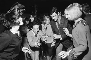 Ready Steady Go - Teenage TV pop music and dancing show aired on ATV TV from 1963-1966