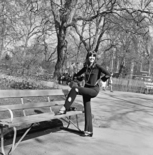 Ready Steady Go - Teenage TV pop music and dancing show on ATV TV from 1963-1966