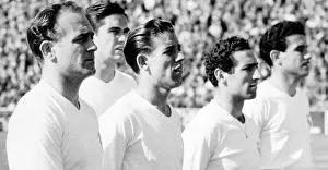 Line Up Prints: Real Madrid Football Team in Nice for European Cup quarter final 2nd leg match against