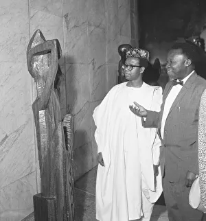 Sculpture Prints: The reception and viewing of the work of Ben Enwonwu in the Daily Mirror building