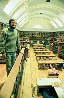 Images Dated 30th December 1992: Refurbished, Central Library, Victoria Square, Middlesbrough, 30th December 1992