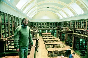 Images Dated 30th December 1992: Refurbished, Central Library, Victoria Square, Middlesbrough, 30th December 1992