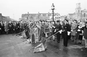 01215 Prints: Remembrance Day Service and Parade at Middlesbrough War Memorial Cenotaph, Teesside