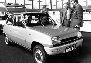 00155 Prints: A Renault R5TL on display at the Paris motor show October 1972 transport road cars