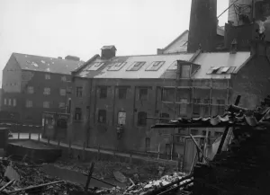 Repairs to 141 Wincolmlee, Hull premises of the Hull Malt Company Ltd