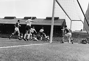 00795 Prints: Republic of Ireland v England international match at Dalymount Park, Dublin