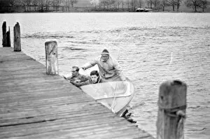 00372 Collection: Rescue / Recovery Boat returns to dock, Donald Campbell, Coniston Water, Lancashire