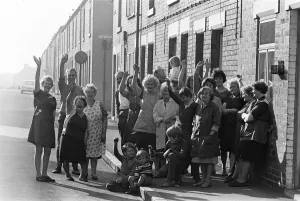00620 Prints: The residents of Main Street Goldthorpe which has been voted nicest street in Britain