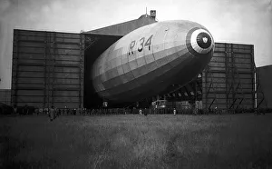 Return of the R34 airship from Atlantic flight - Entering hangar