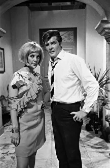 00948 Prints: The return of The Saint will be on British television screens later this year for Roger