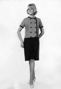Reveille Fashions 1965: Marilyn Rickard. October 1965 P007764