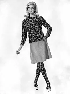 Images Dated 3rd October 2007: Reveille Fashions 1965: Maureen Walker. November 1965 P006771