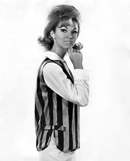 Reveille Fashions: Ann Roberts. January 1964 P007614