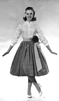 Reveille Fashions: Roma Reeves modelling a balloon skirt