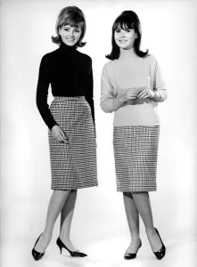 Reveille Fashions: Vivienne Cornwall and Rosemary Bell. February 1965 P006619